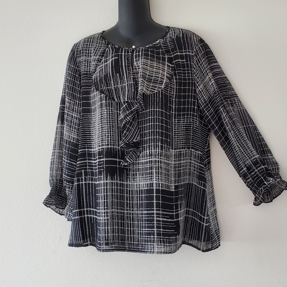 Karl Lagerfeld Paris Ruffle Long Sleeve Pearl Button Blouse Size L